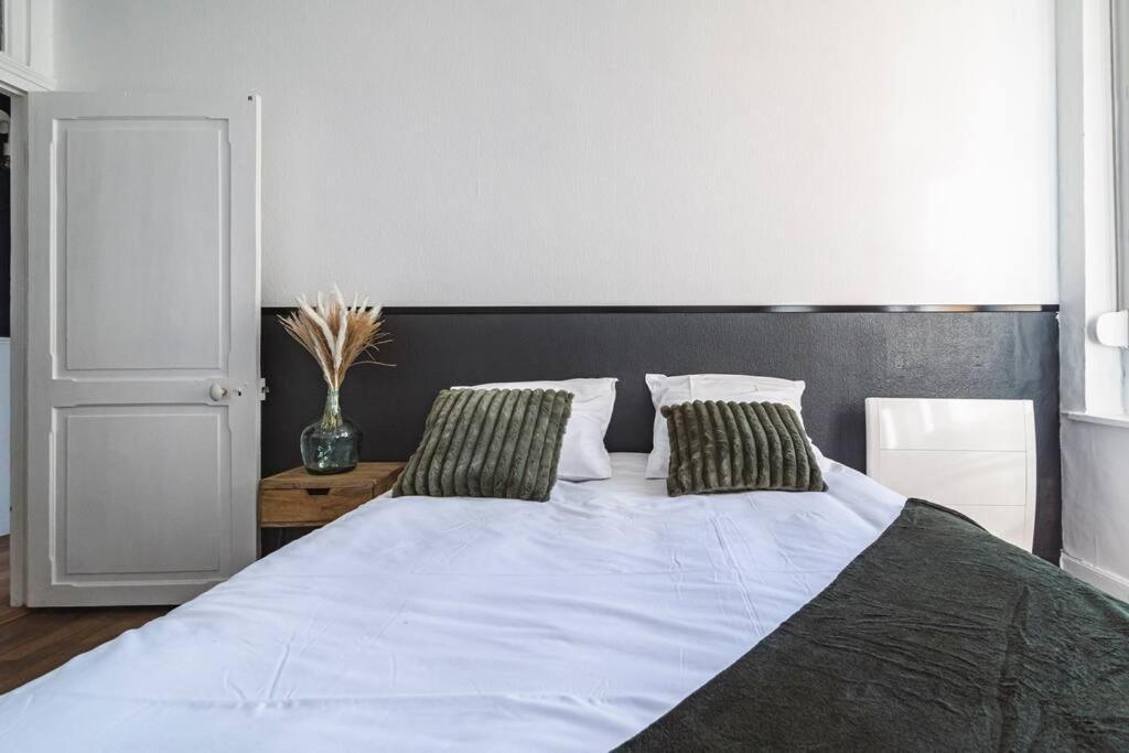 Le Cosy - 2 Chambres - Hyper Centre 兰斯 外观 照片
